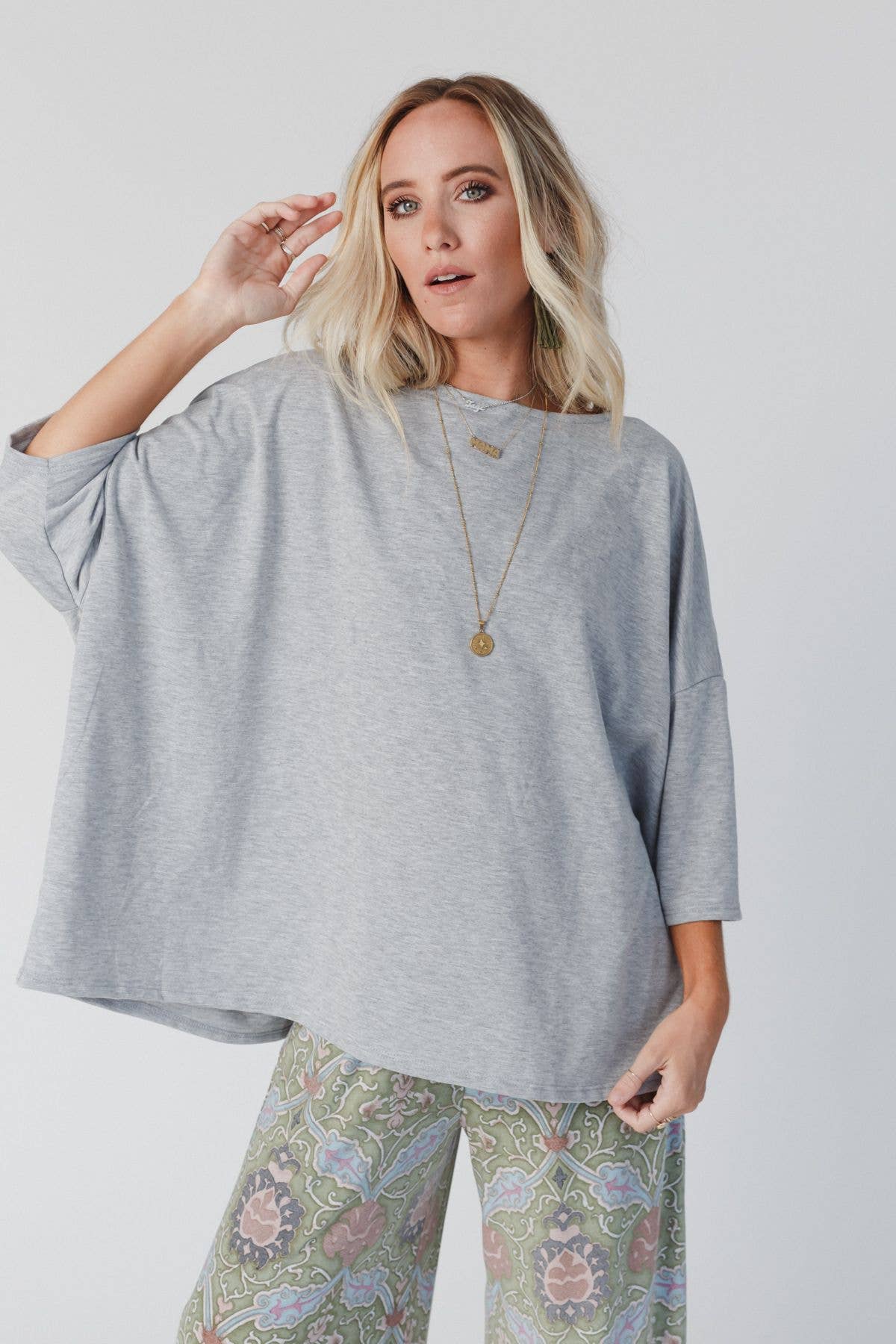 Three Bird Nest - Cozy Cool Oversized Tee - Heather Gray: L