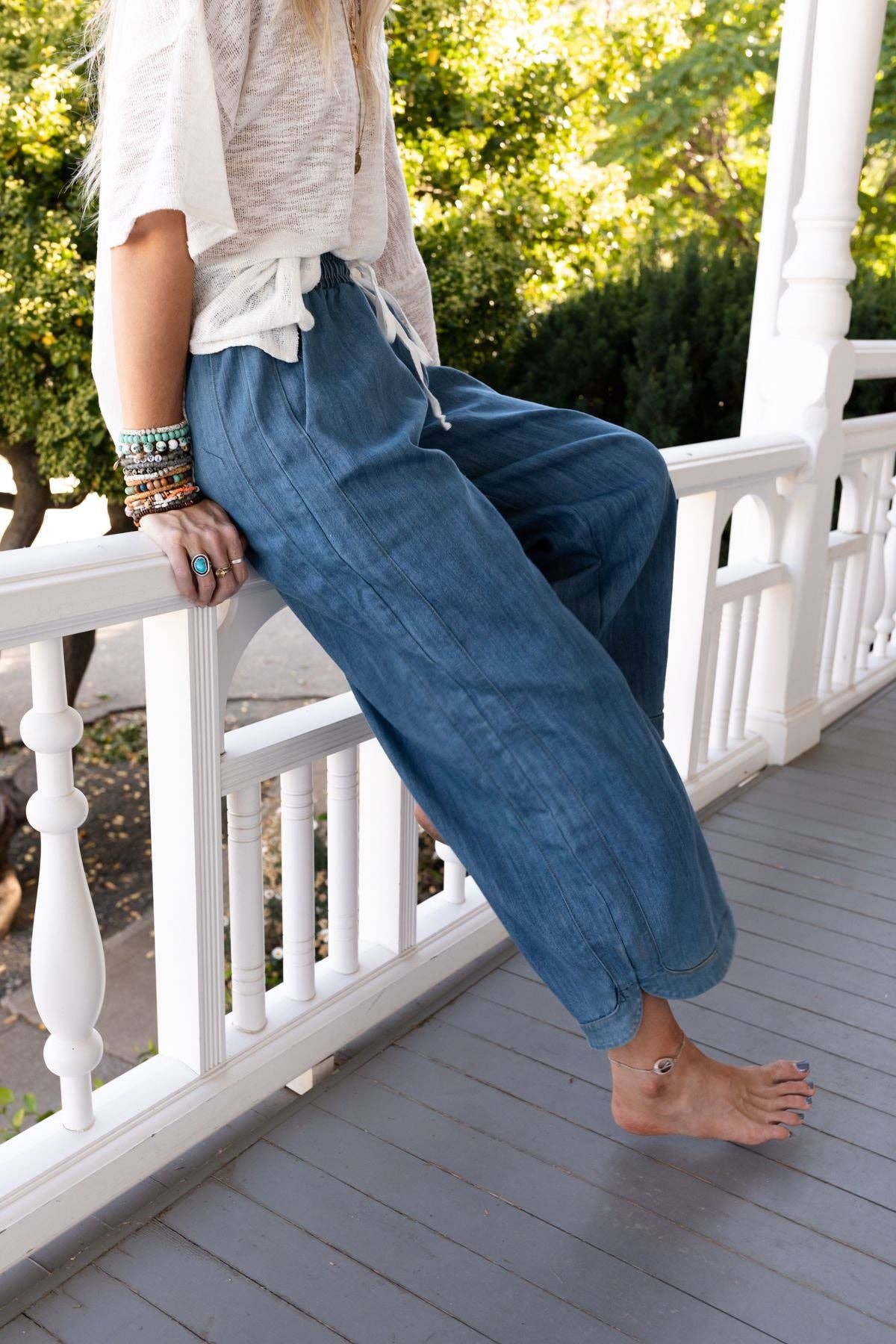 Three Bird Nest - So Comfy Wide Leg Cropped Pant - Denim: L