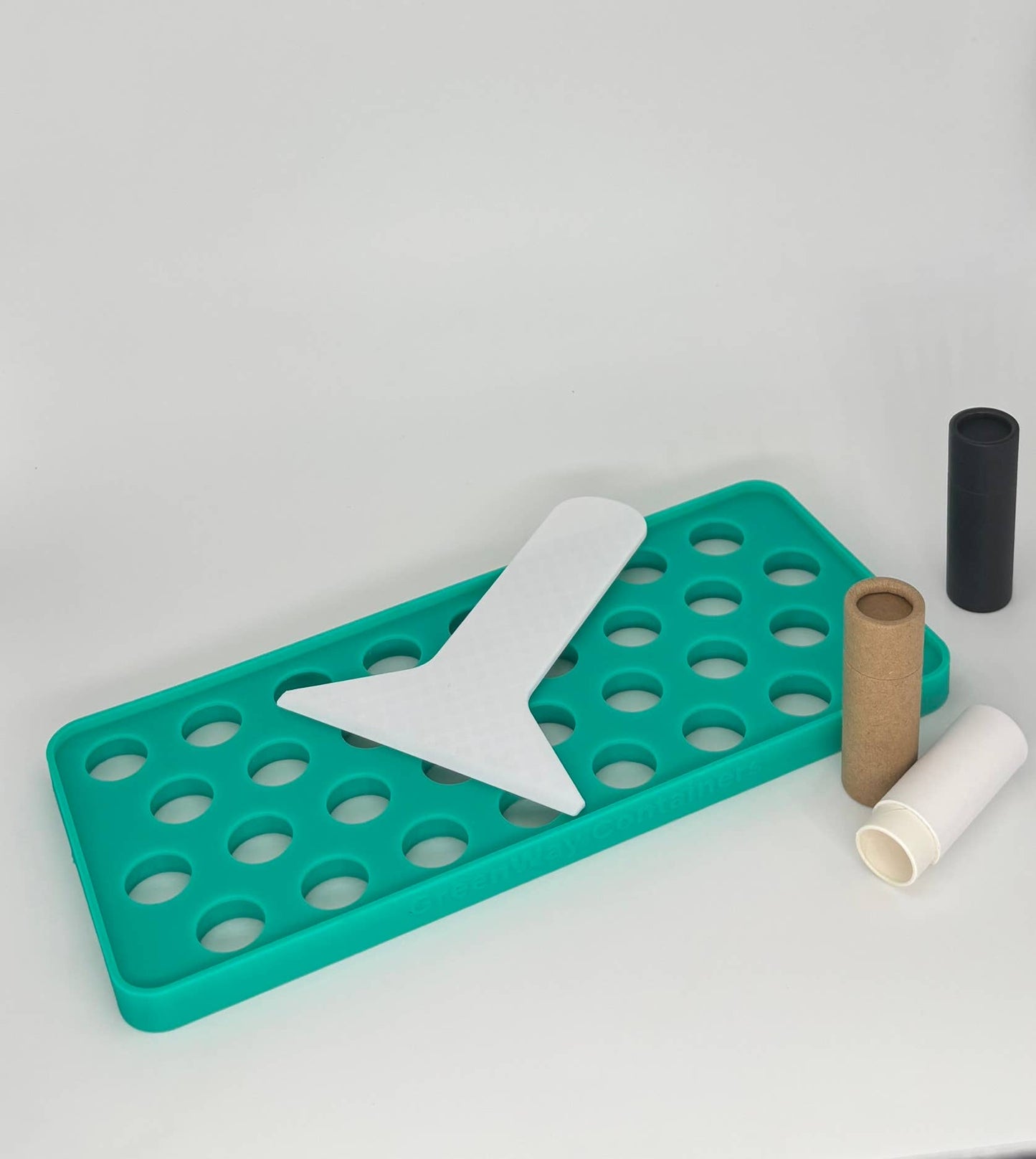 GreenWay Containers - .15 ounce / 4.25 g Push-Up Lip Balm Tube: Brown / 100