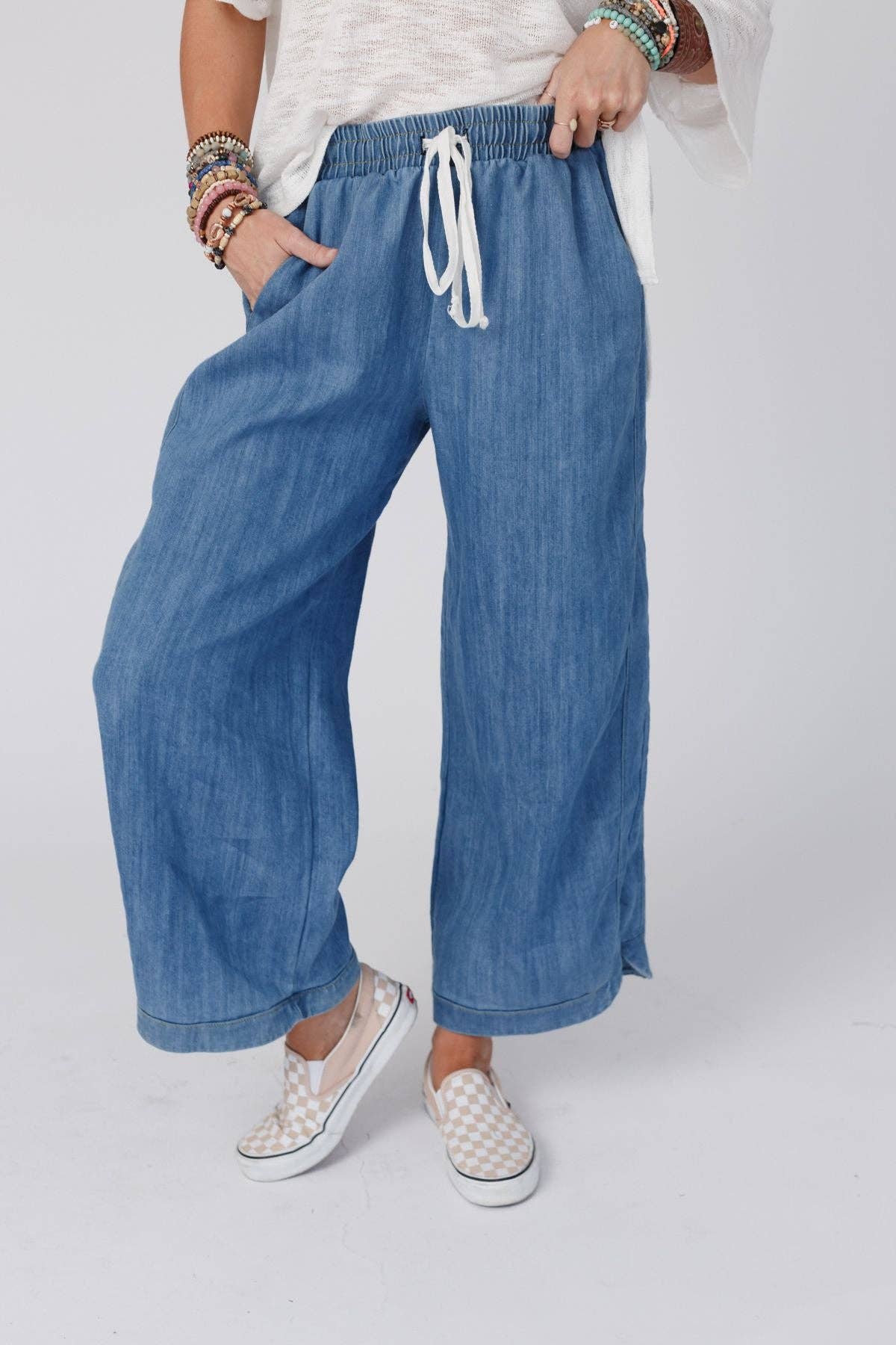 Three Bird Nest - So Comfy Wide Leg Cropped Pant - Denim: L