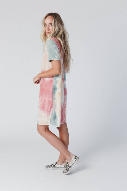 Three Bird Nest - On The Daily Oversized Slit Tee Dress - Tie Dye: XL