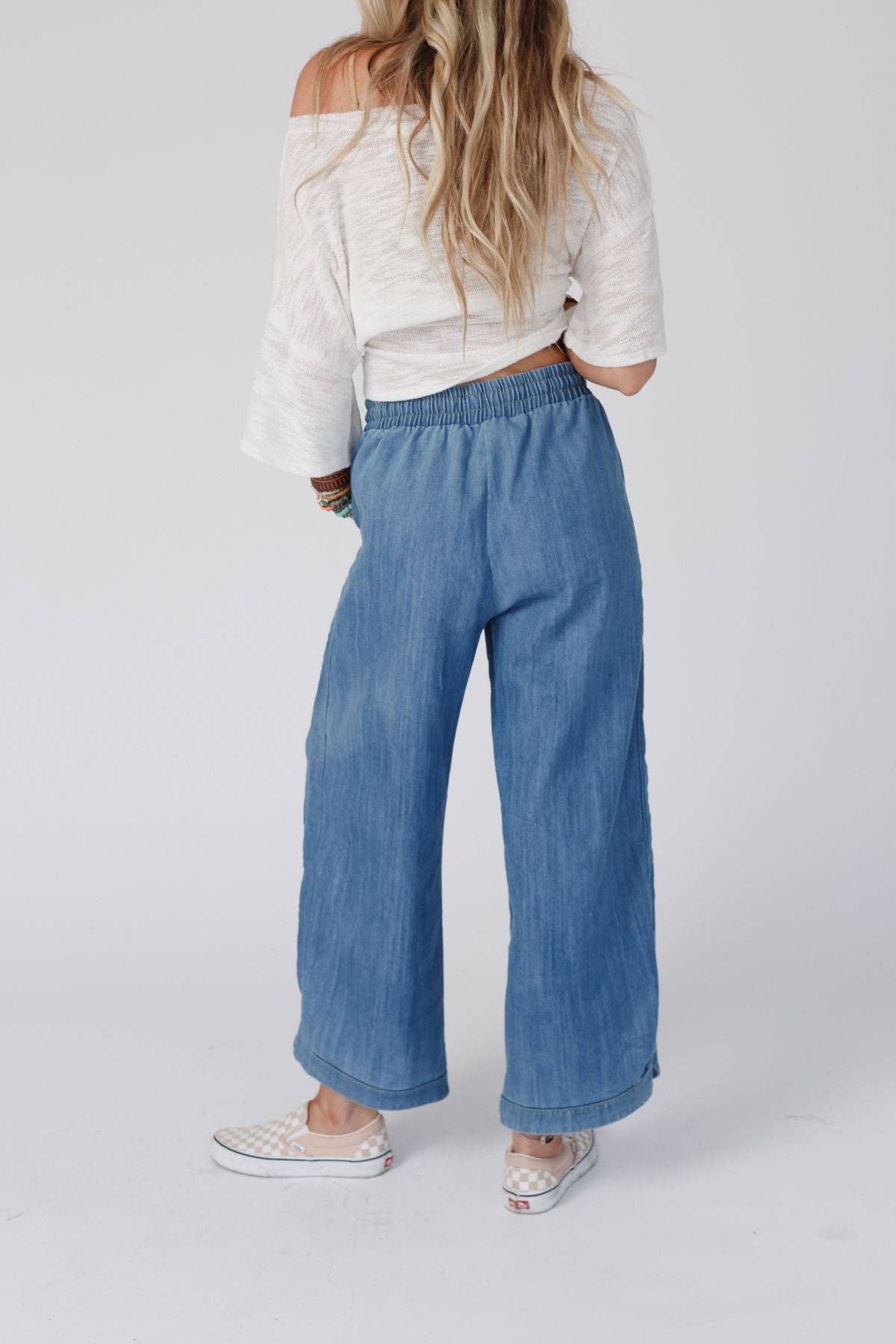 Three Bird Nest - So Comfy Wide Leg Cropped Pant - Denim: L