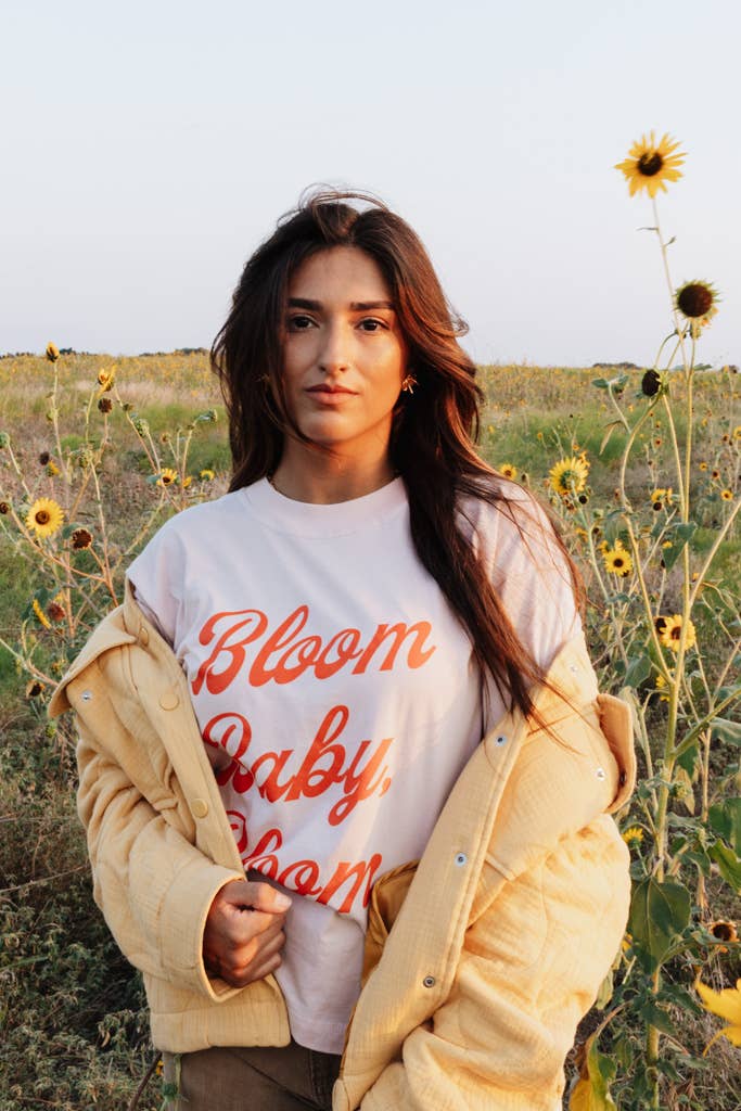 Crowned Free - Bloom Baby Bloom Tee : 2XL