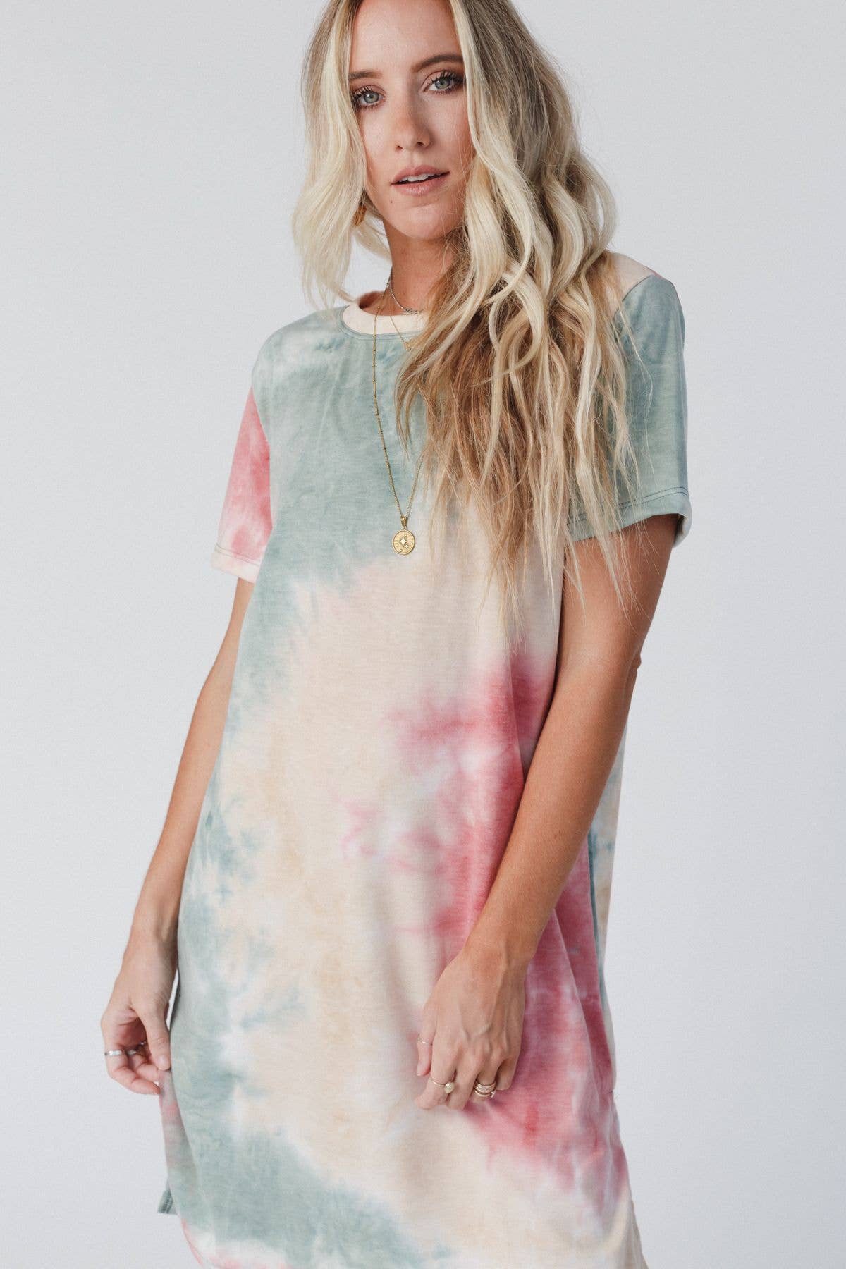 Three Bird Nest - On The Daily Oversized Slit Tee Dress - Tie Dye: XL