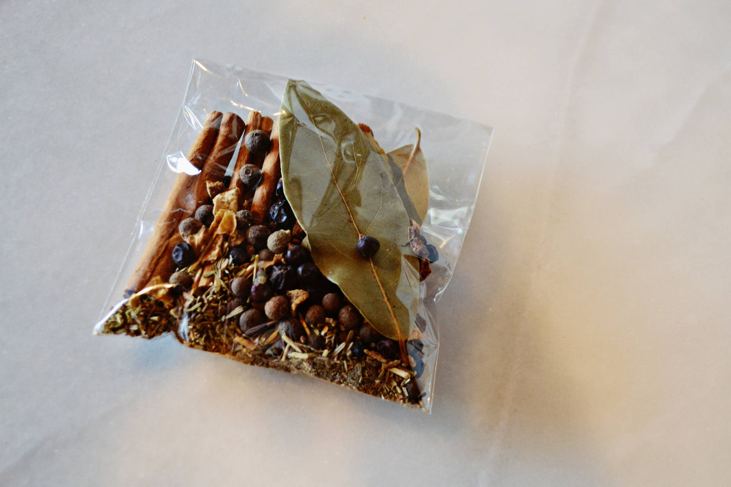 Evergreen View Farm - UNLABELED Simmer Pot Spice Packets Stovetop Christmas: Brown standup pouch / North Woods